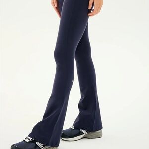 Splits59 Navy Flare Leggings